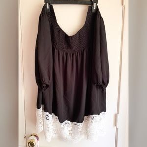 Chelsea & Theodore Off-the-Shoulder Top